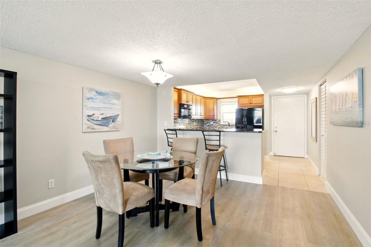 7625 Sun Island Drive S, Unit 304, South Pasadena, FL 33707 Photo
