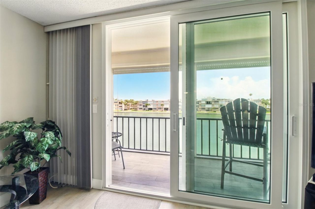 7625 Sun Island Drive S, Unit 304, South Pasadena, FL 33707 Photo