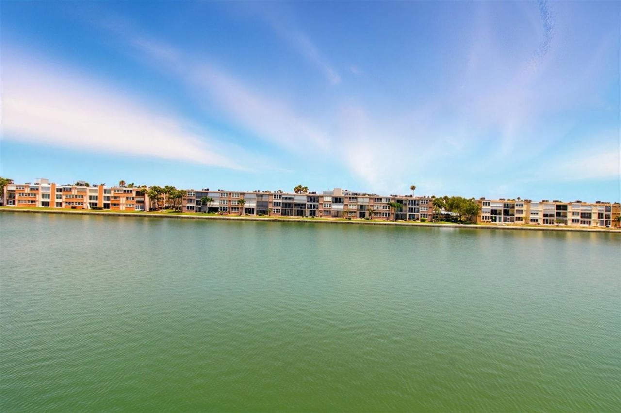 7625 Sun Island Drive S, Unit 304, South Pasadena, FL 33707 Photo