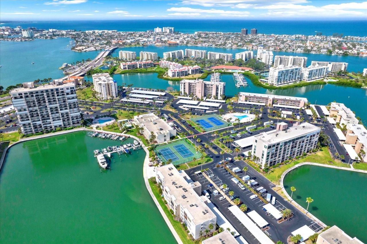 7625 Sun Island Drive S, Unit 304, South Pasadena, FL 33707 Photo