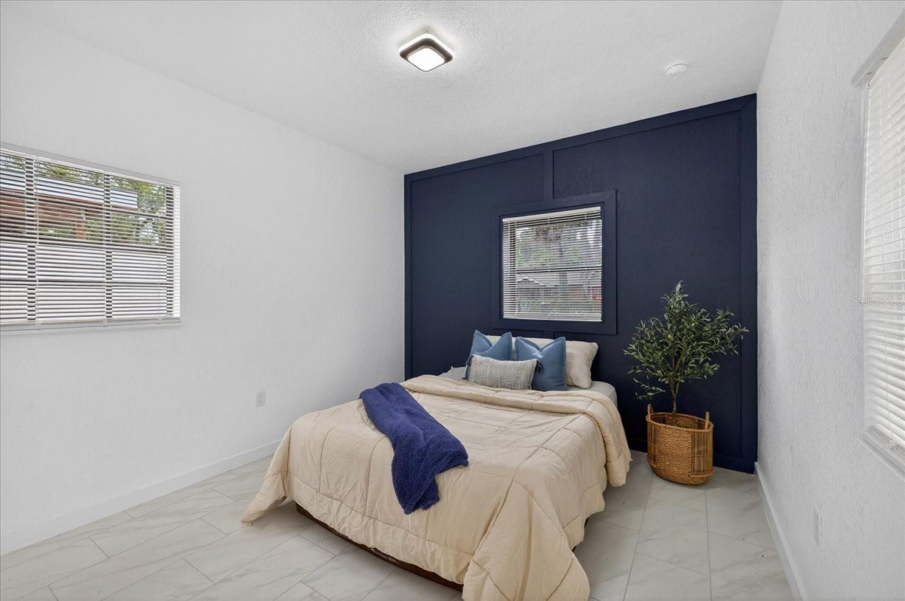 1919 E Clifton Street , Tampa, FL 33610 Photo
