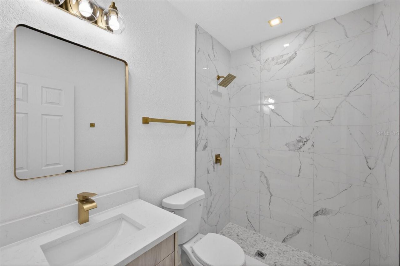 1919 E Clifton Street , Tampa, FL 33610 Photo