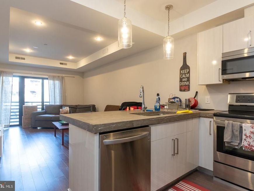 938 New Market Street , Unit 304, Philadelphia, PA 19123 Main Photo