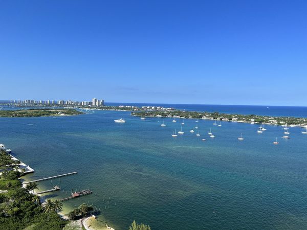 5600 N Flagler Drive, Unit Ph210, West Palm Beach, FL 33407