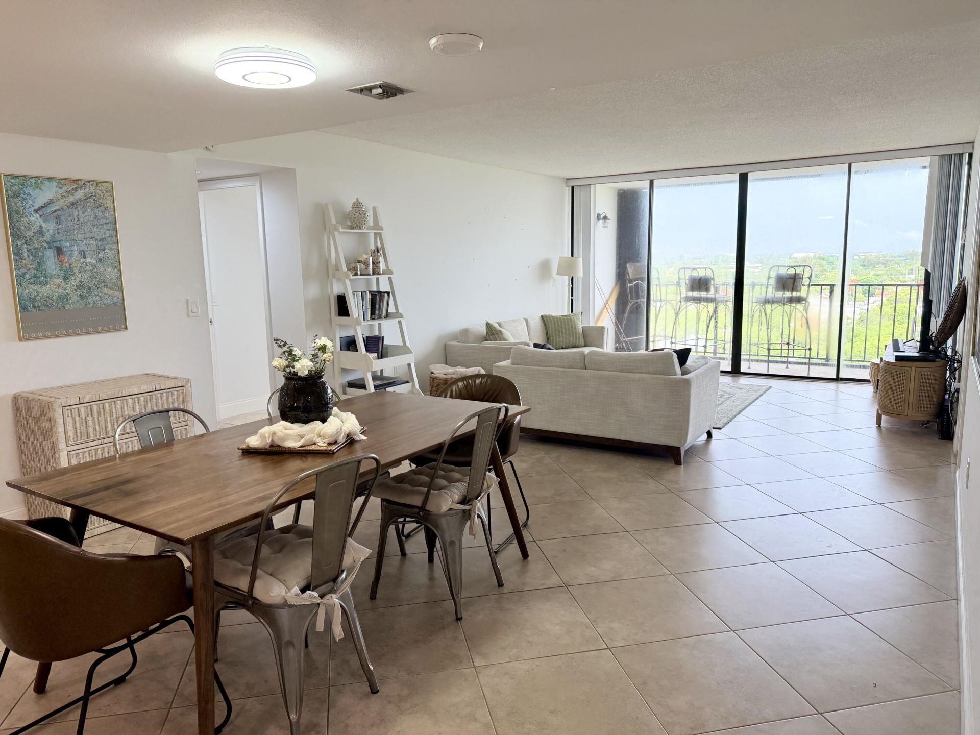 5600 N Flagler Drive, Unit 1203, West Palm Beach, FL 33407 Photo