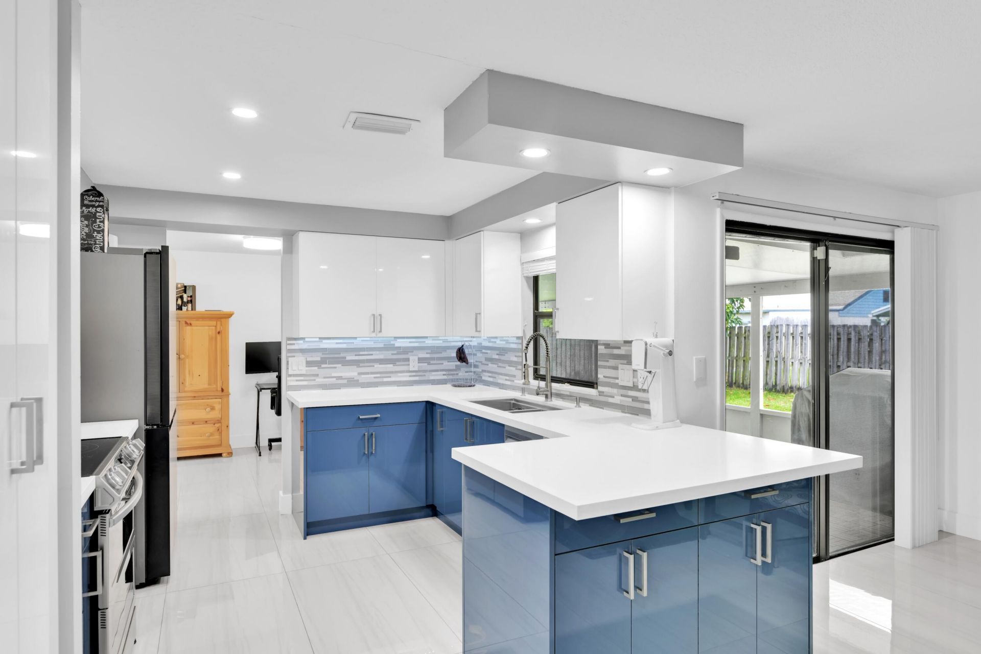 8411 Theresa Road, Boynton Beach, FL 33472 Photo