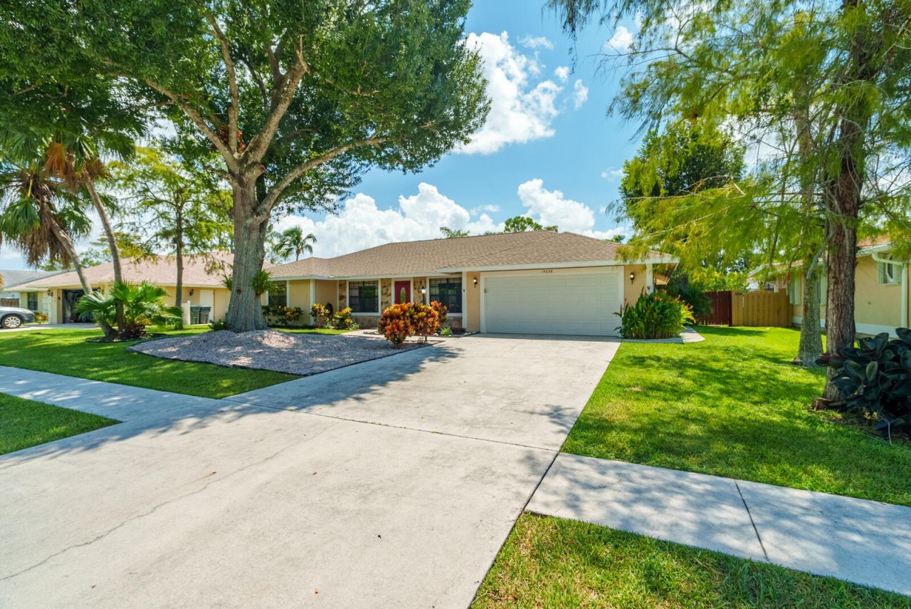 14608 Paddock Drive, Wellington, FL 33414 Photo