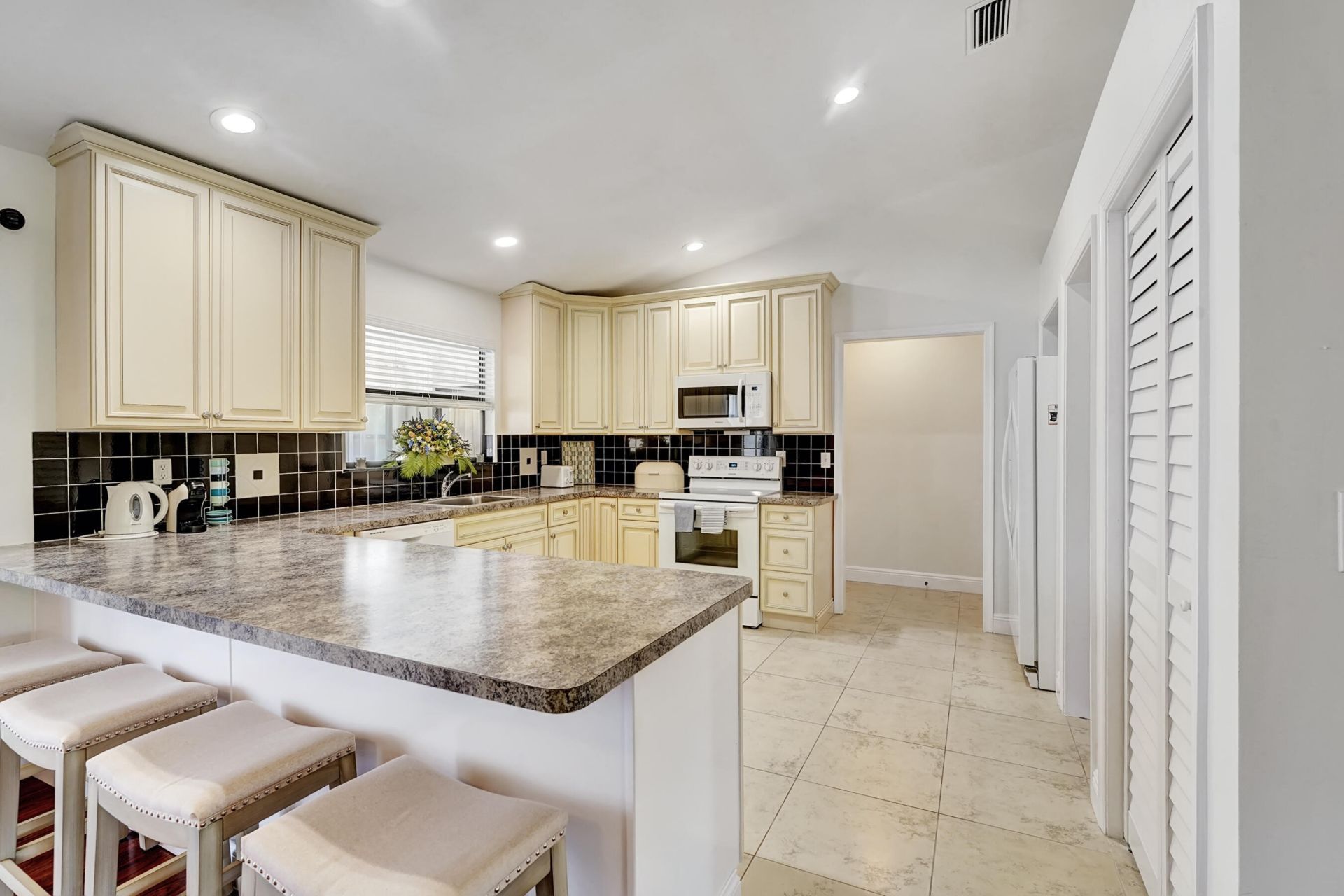 14608 Paddock Drive, Wellington, FL 33414 Photo