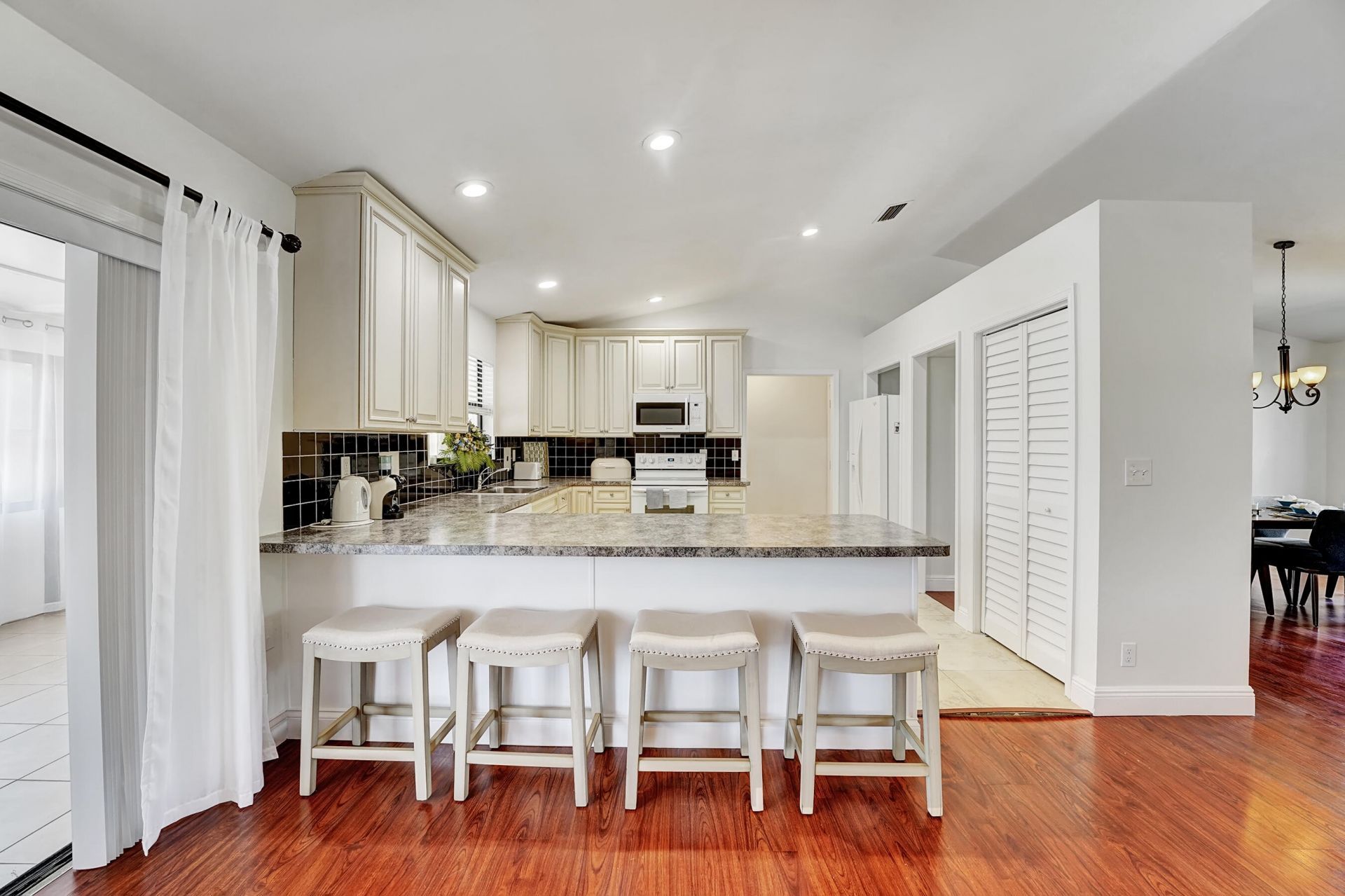 14608 Paddock Drive, Wellington, FL 33414 Photo