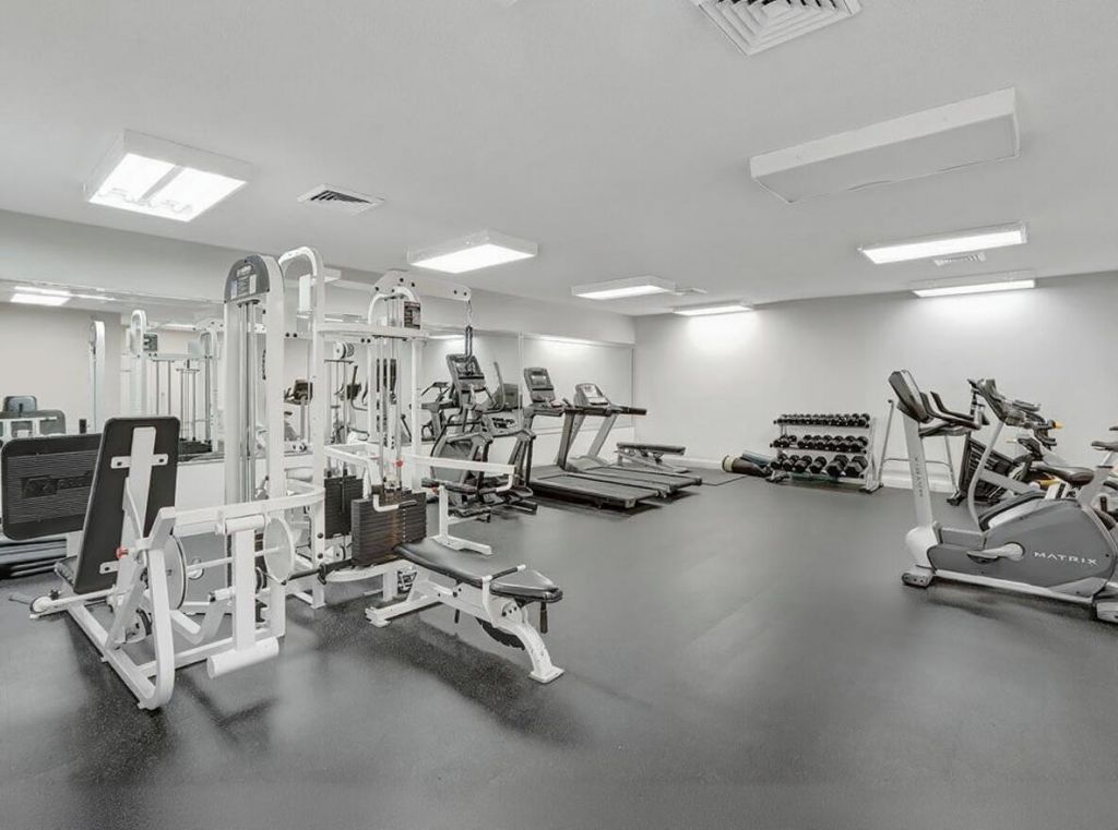507 Gardens Drive, Unit 203, Pompano Beach, FL 33069 Photo