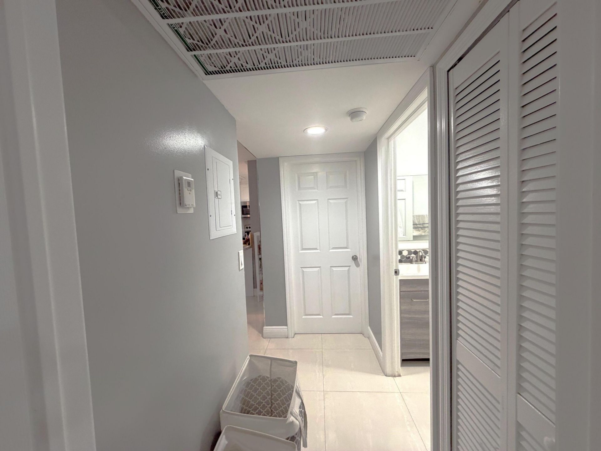 6575 W 27th Court, Unit 21-46, Hialeah, FL 33016 Photo