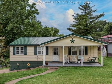114 N Arthur Drive, Charleston, WV 25387
