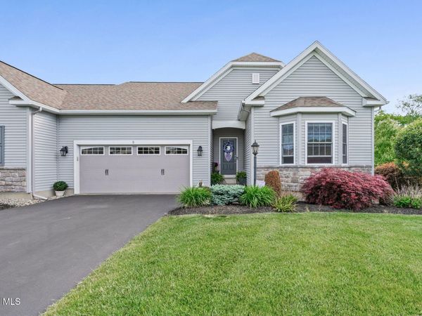 5 Rosemore Place, Mechanicville, NY 12118