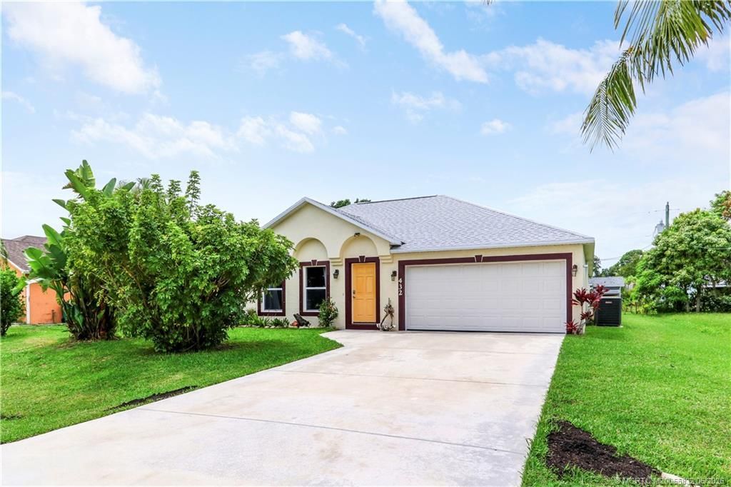 432 NW Raymond Lane, Port Saint Lucie, FL 34983 Photo