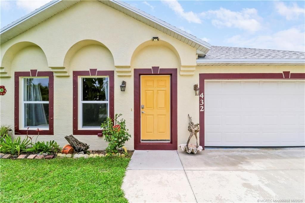 432 NW Raymond Lane, Port Saint Lucie, FL 34983 Photo