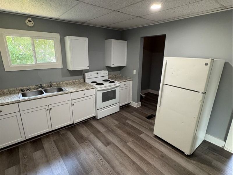 284 3rd Street NW, Barberton, OH 44203 Photo 12