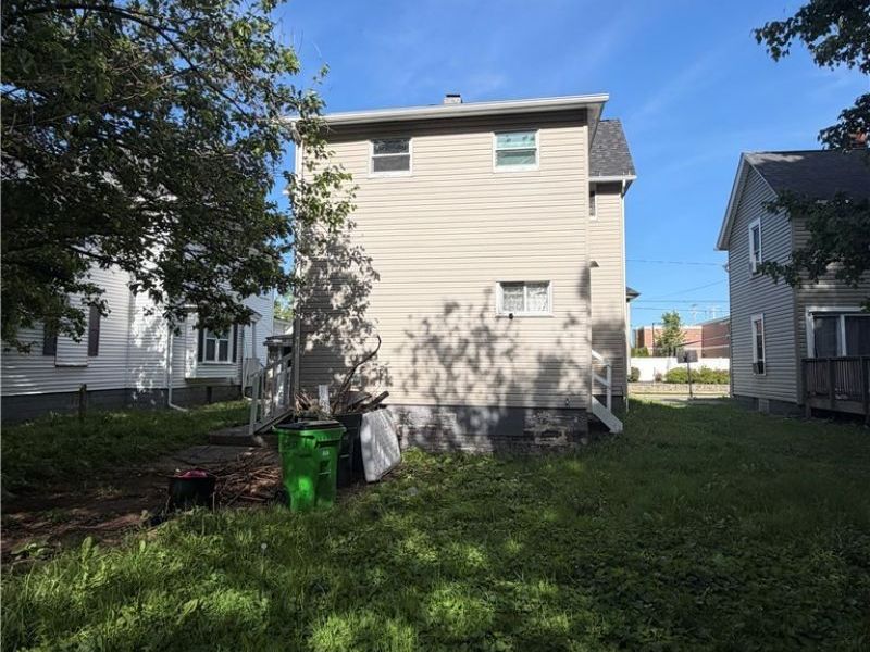 284 3rd Street NW, Barberton, OH 44203 Photo 3