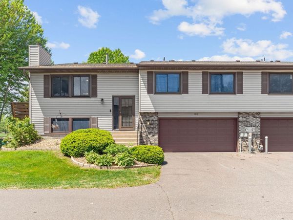 1013 122nd Avenue NE, Blaine, MN 55434