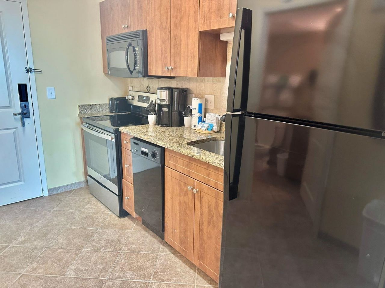 2100 N Ocean Blvd. Photo 11