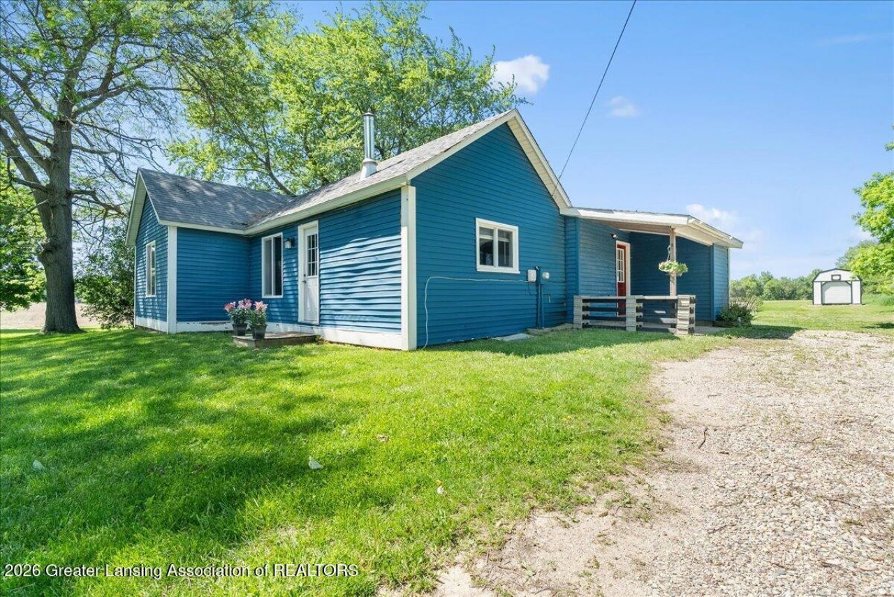 4485 Long Highway, Eaton Rapids, MI 48827 Main Photo