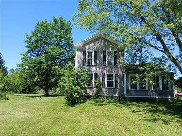 7179 N Bergen Road, Bergen, NY 14416