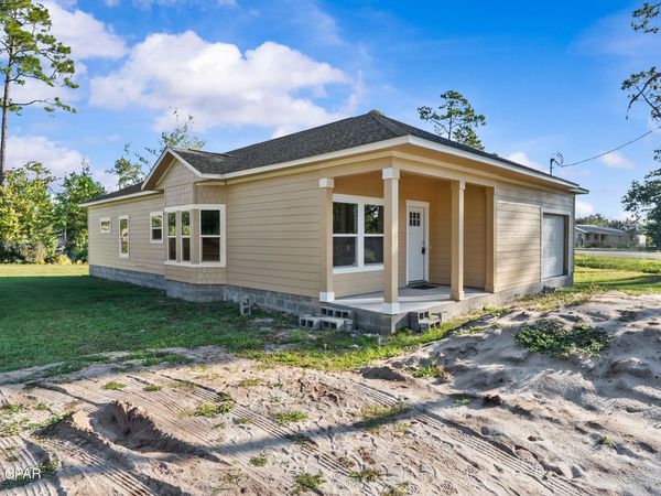 7523 Highway 2302 , Panama City, FL 32409