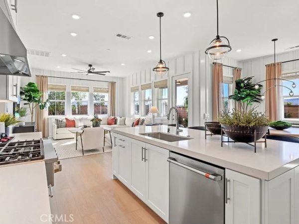 2303 Luminous Way, Rancho Mission Viejo, CA 92694