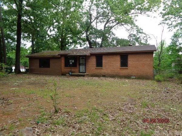 7 Inlet Street, Little Rock, AR 72204