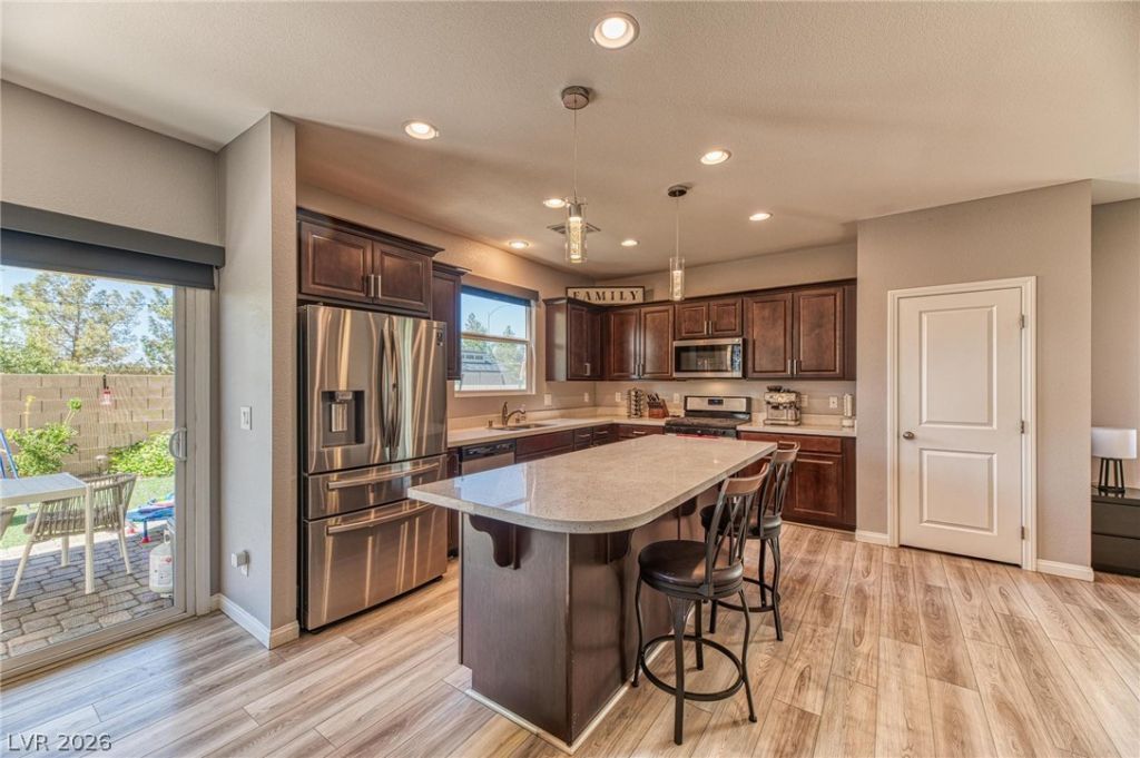 5631 Weeping Wall Street , North Las Vegas, NV 89031