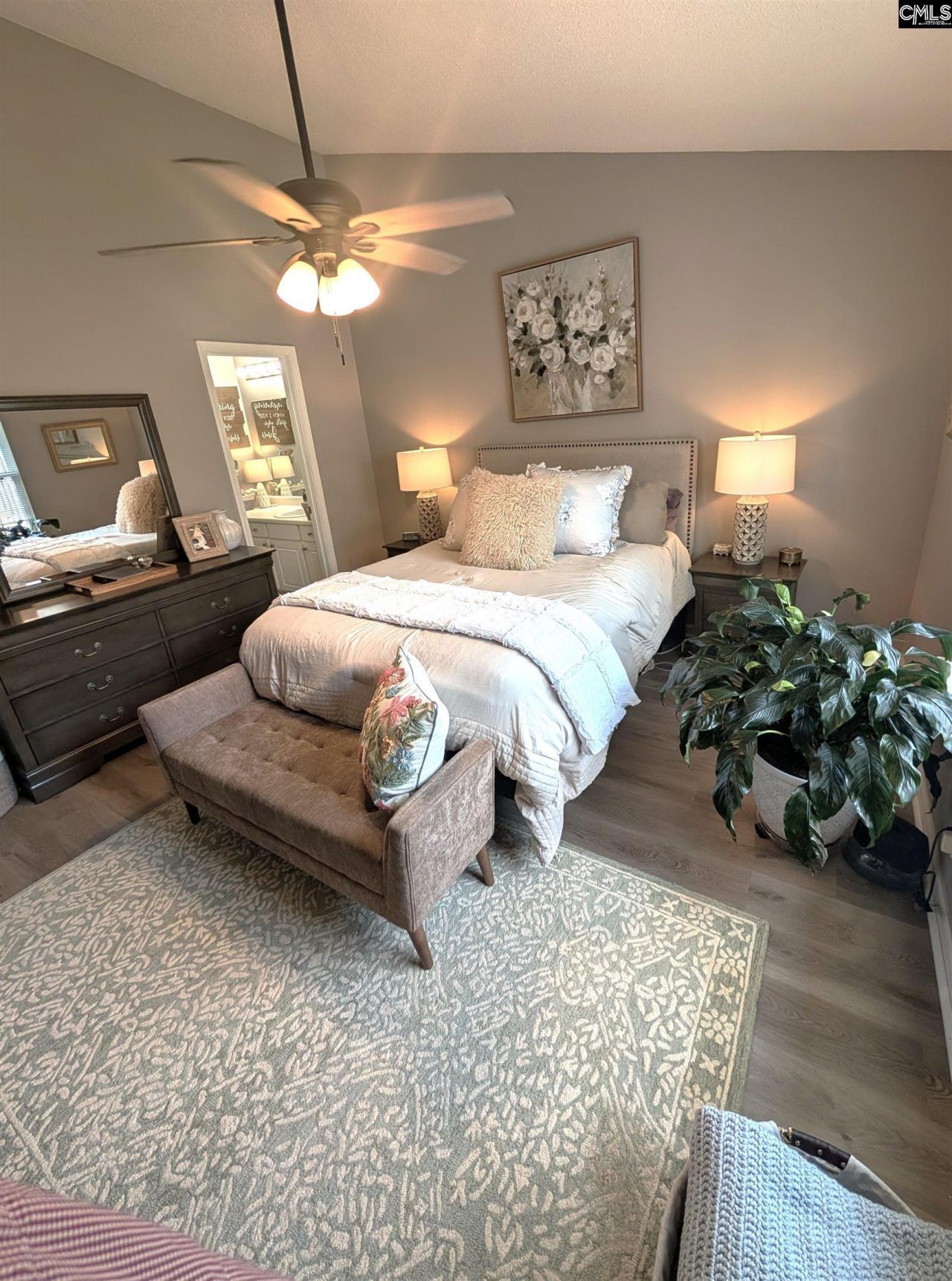 140 Huntington Circle Photo 11