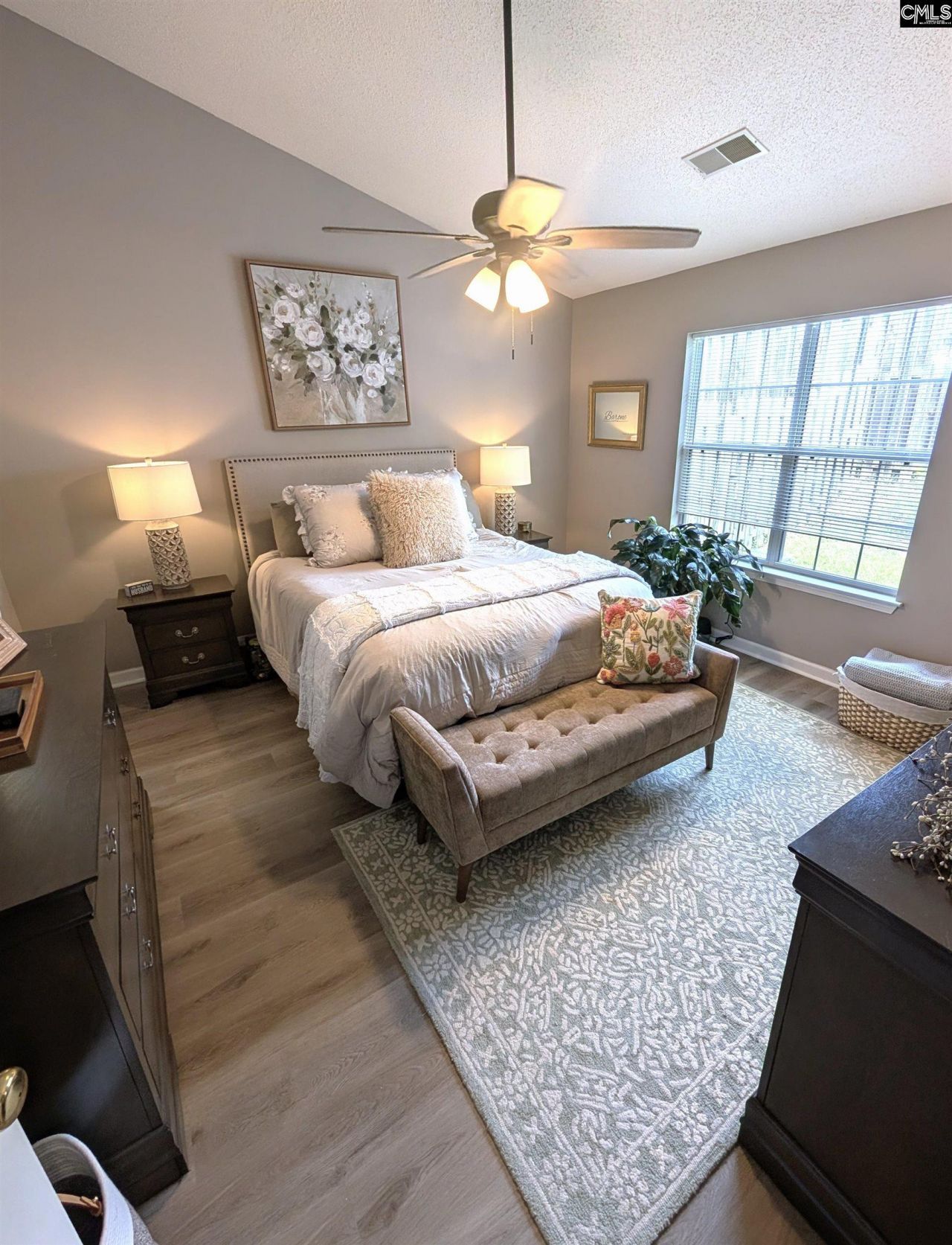 140 Huntington Circle Photo 12