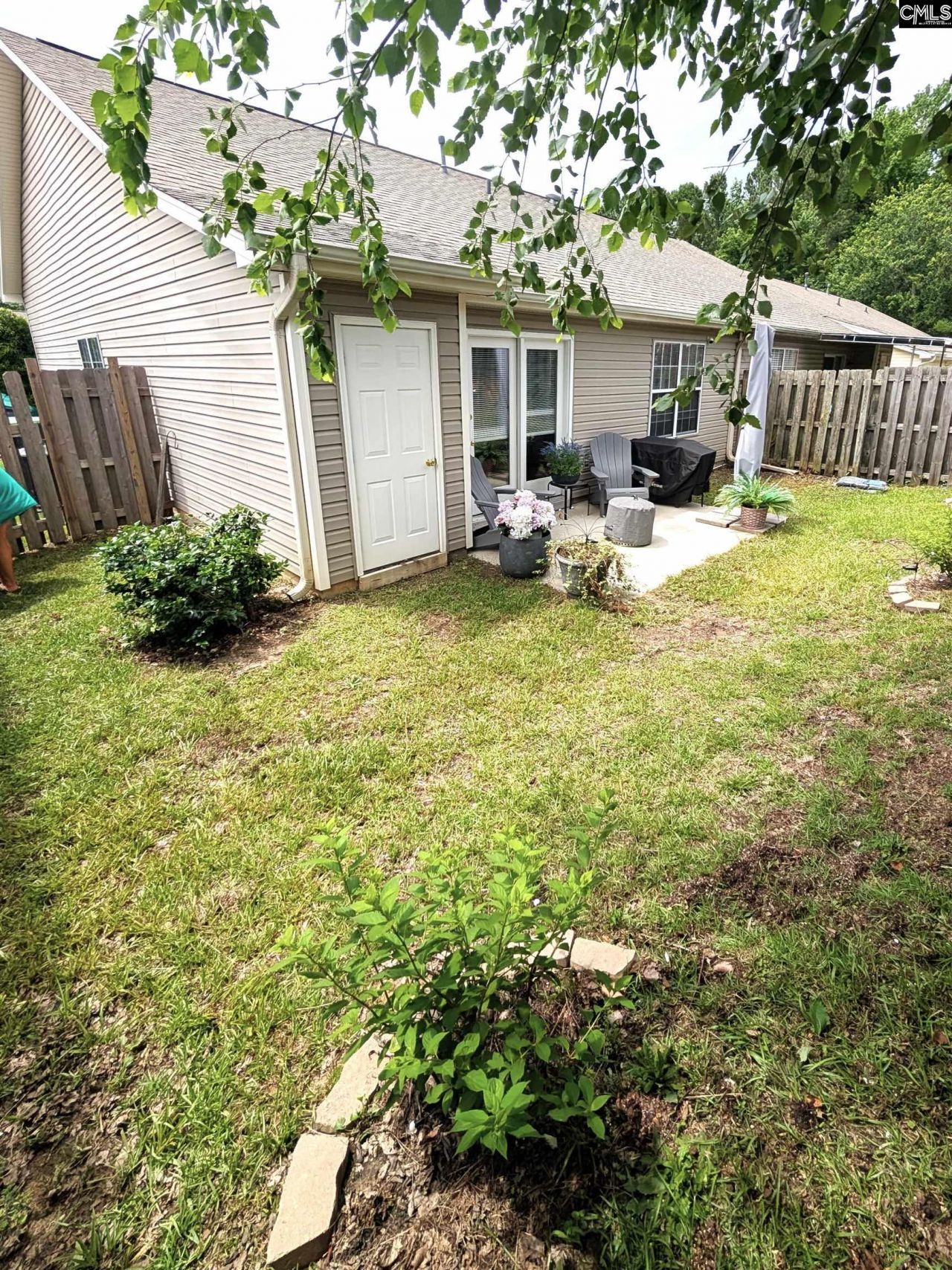 140 Huntington Circle Photo 19