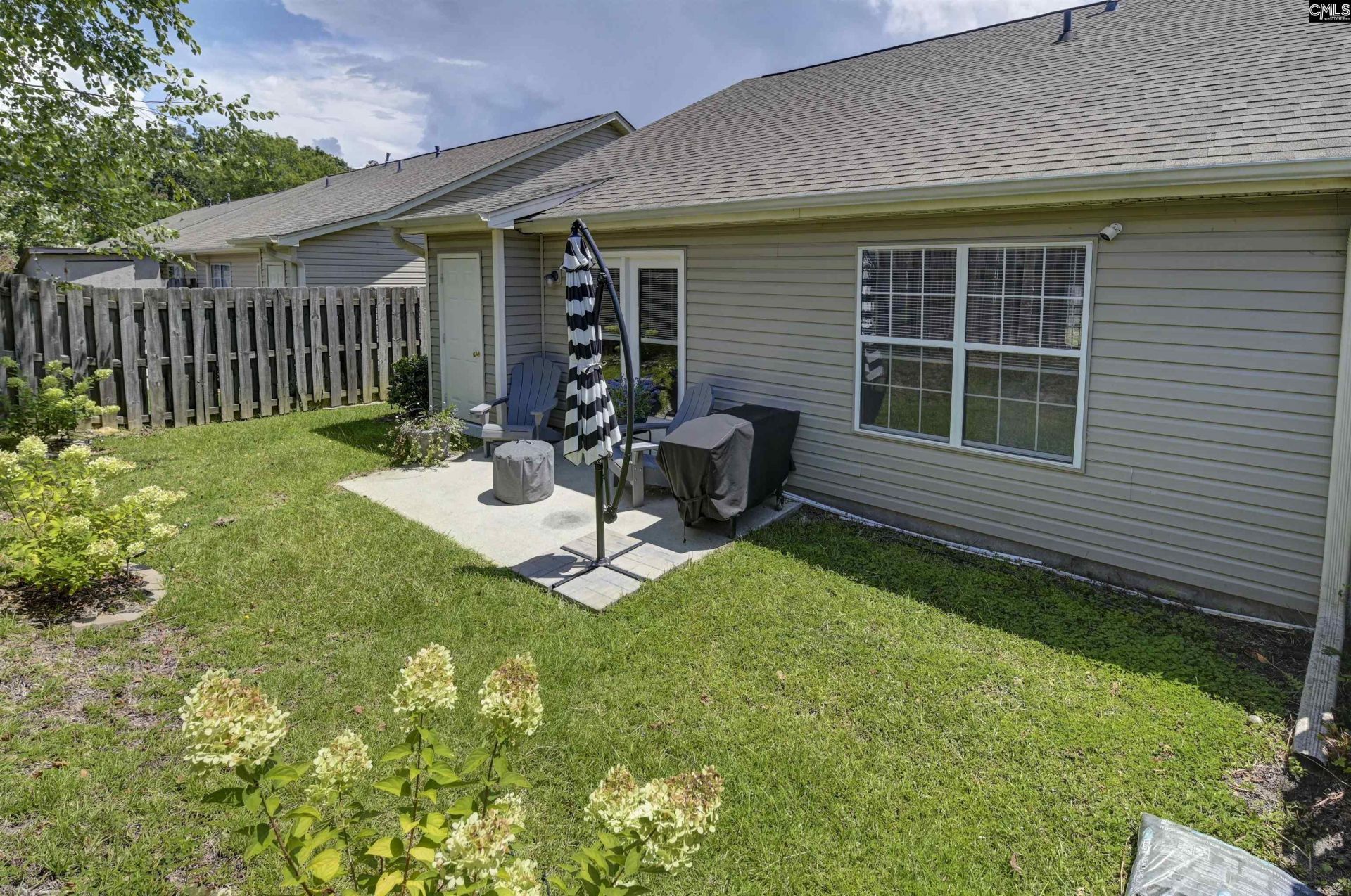 140 Huntington Circle Photo 22