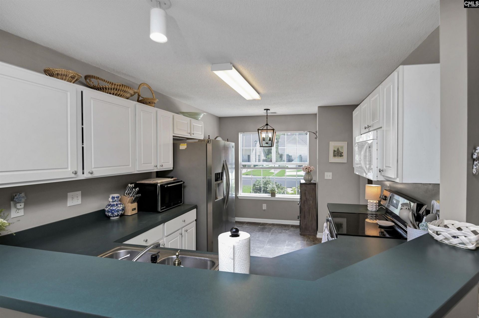 140 Huntington Circle Photo 9
