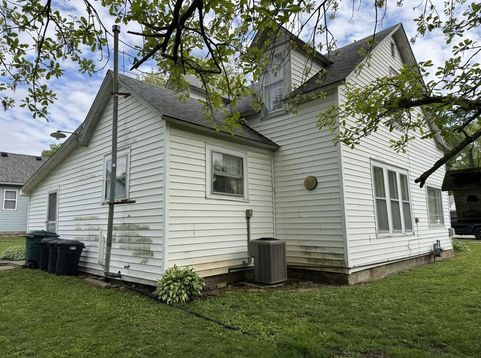 Main Photo