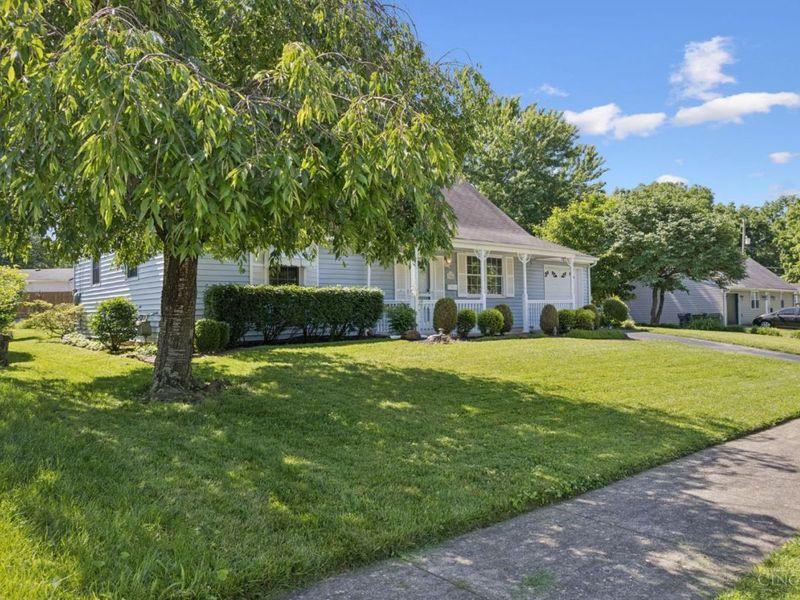 3308 Suwanee Court, Newtown, OH 45244 Photo 2