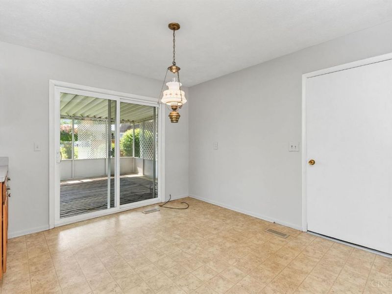 3308 Suwanee Court, Newtown, OH 45244 Photo 8