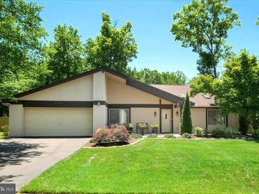 8633 RESECA LANE, SPRINGFIELD, VA 22152