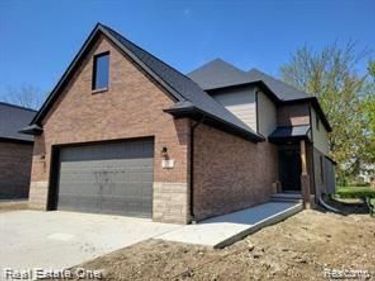 1983 Chancery Drive, Troy, MI 48085