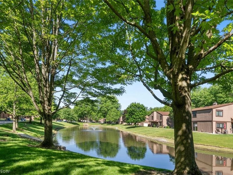 9588 Fernwood Drive , Olmsted Falls, OH 44138 Photo 25