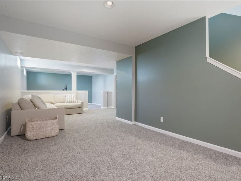 563 Colonial Drive , Painesville, OH 44077 Photo 34