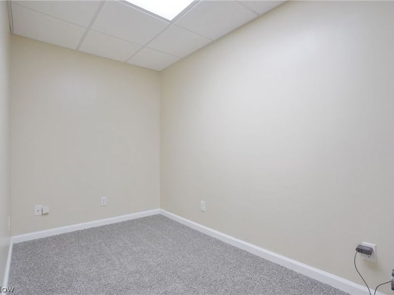 563 Colonial Drive , Painesville, OH 44077 Photo 36