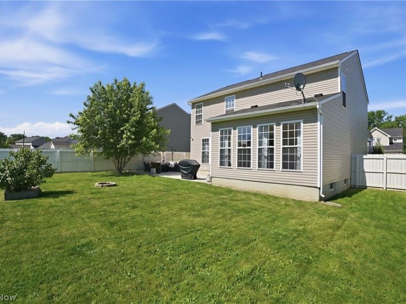 563 Colonial Drive , Painesville, OH 44077 Photo 42