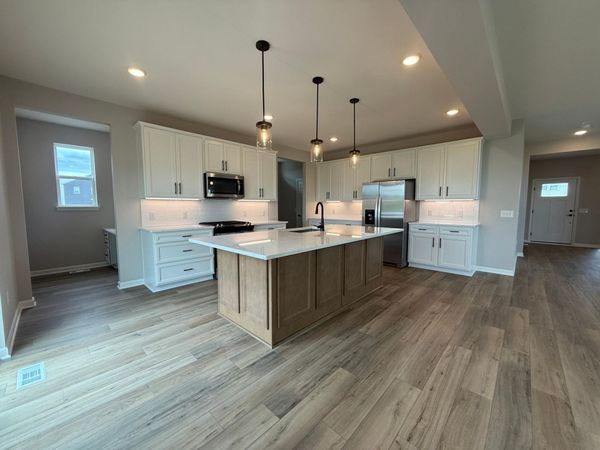 15020 Ashtown Lane W, Rosemount, MN 55068