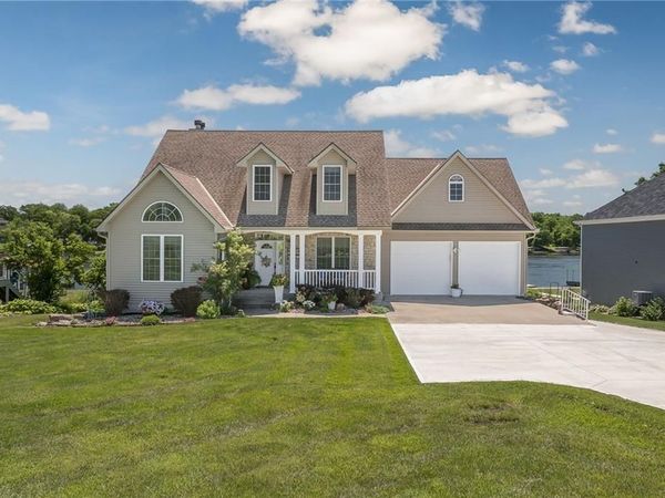 934 Lake Viking Terrace, Altamont, MO 64620