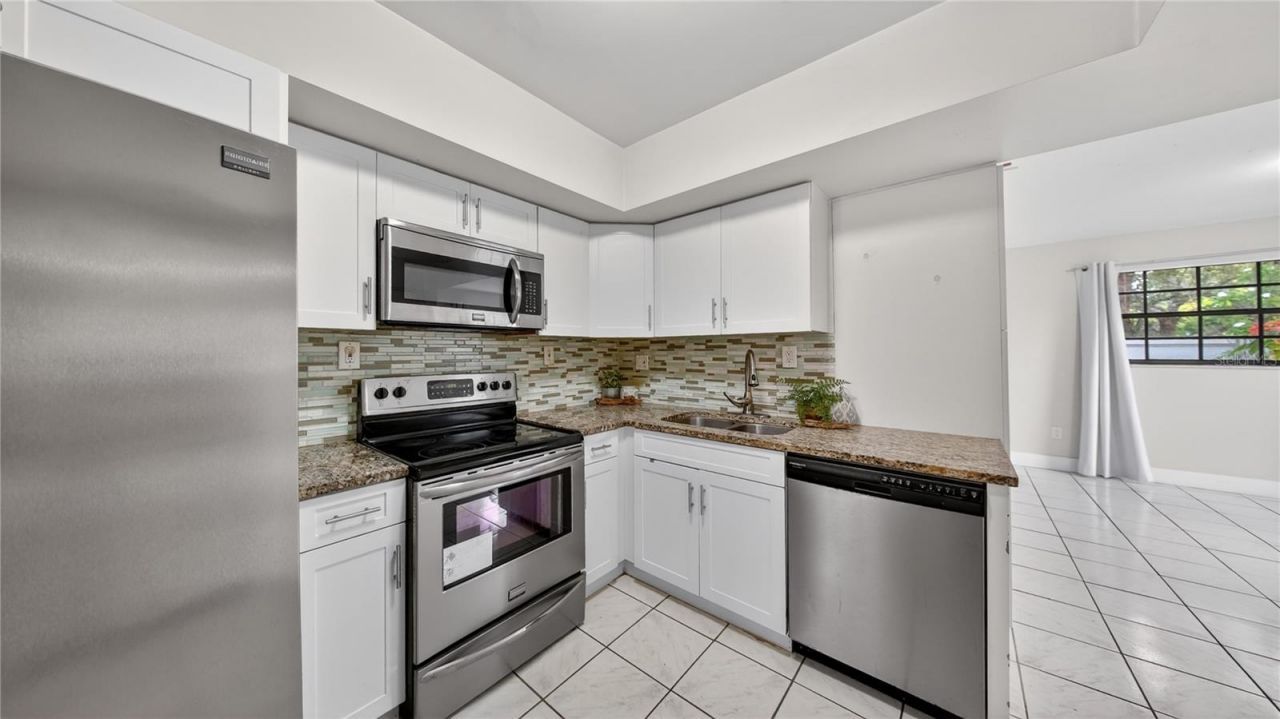10774 SW 175th Terrace, Miami, FL 33157 Photo