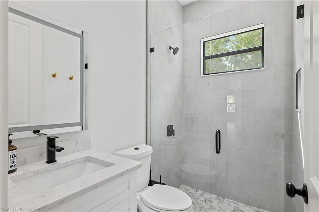106 18th Ave Ne, Naples, FL 34120 Photo