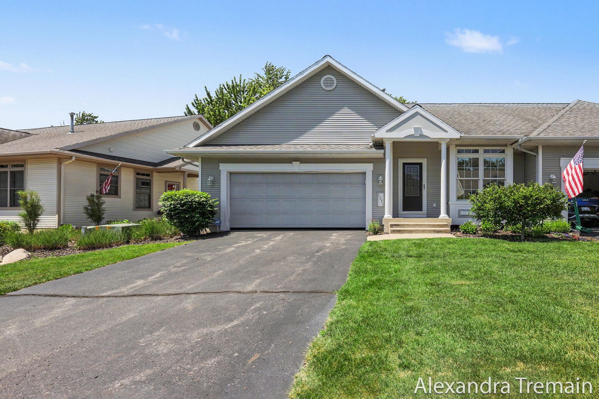 1071 Kensington Street Nw, Unit 81, Grand Rapids, MI 49534 Main Photo