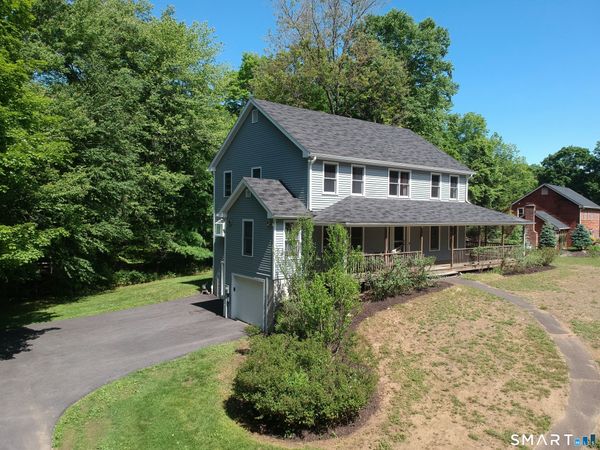 131 Hanover, Newtown, CT 06470