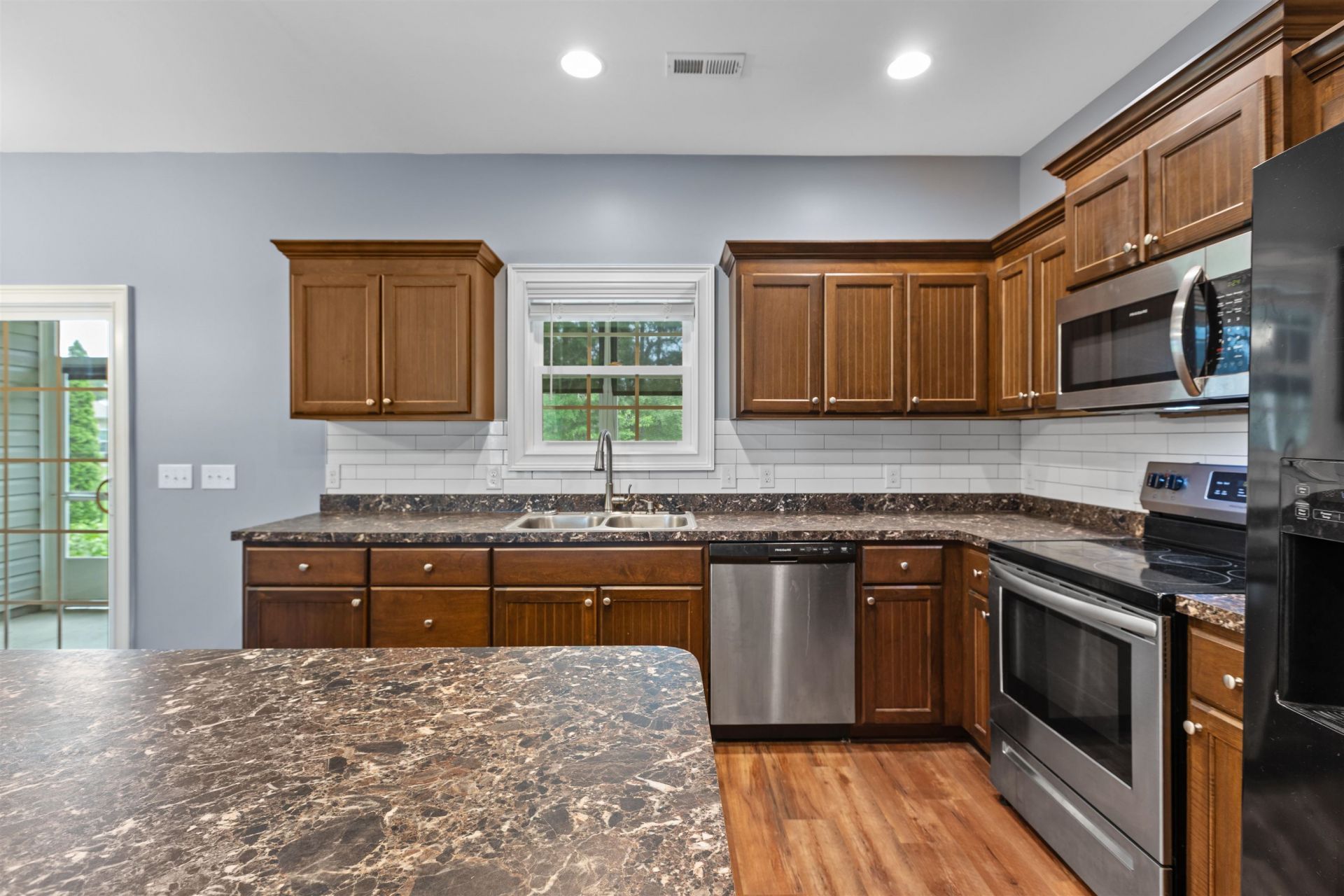 305 Long Meadow Dr.  Photo 7